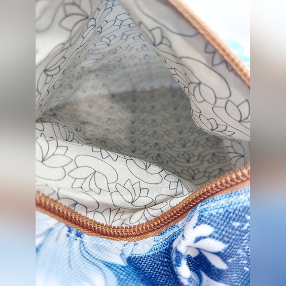 LILY BLOOM Denim Petal Patch Crossbody Reese Coho Bag Purse Floral 13x9x5” - Picture 5 of 11